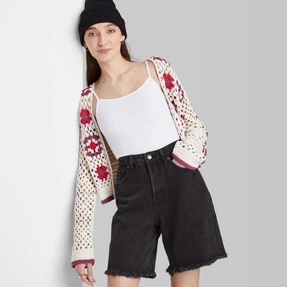 Wild Fable Women’s High-Rise Bermuda Black Wash Distressed Raw Hem Shorts - Picture 1 of 16